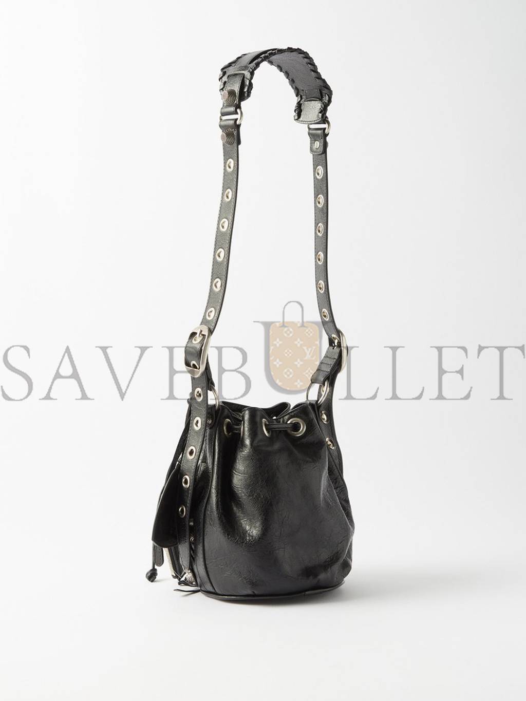 BALENCIAGA BLACK LE CAGOLE XS CRINKLED-LEATHER BUCKET BAG MATCHESFASHION US (22*20*15cm)