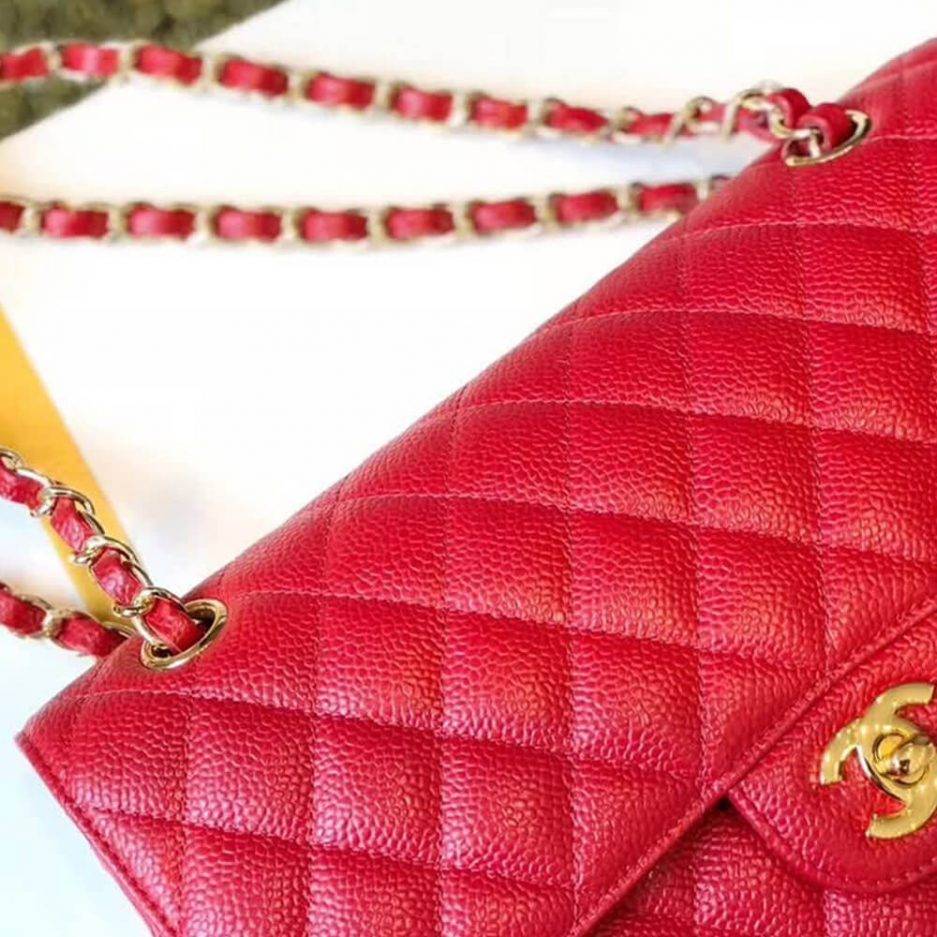 CHANEL CLASSIC FLAP SMALL RED CAVIAR LEATHER GOLD HARDWARE (23*14.5*6cm)